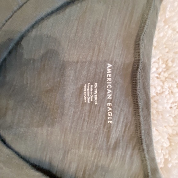 black & grey american eagle tops - Picture 4 of 4